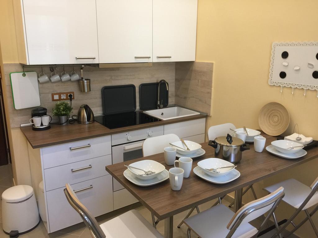 Entire Luxury Apartment In The City Center, Budapest